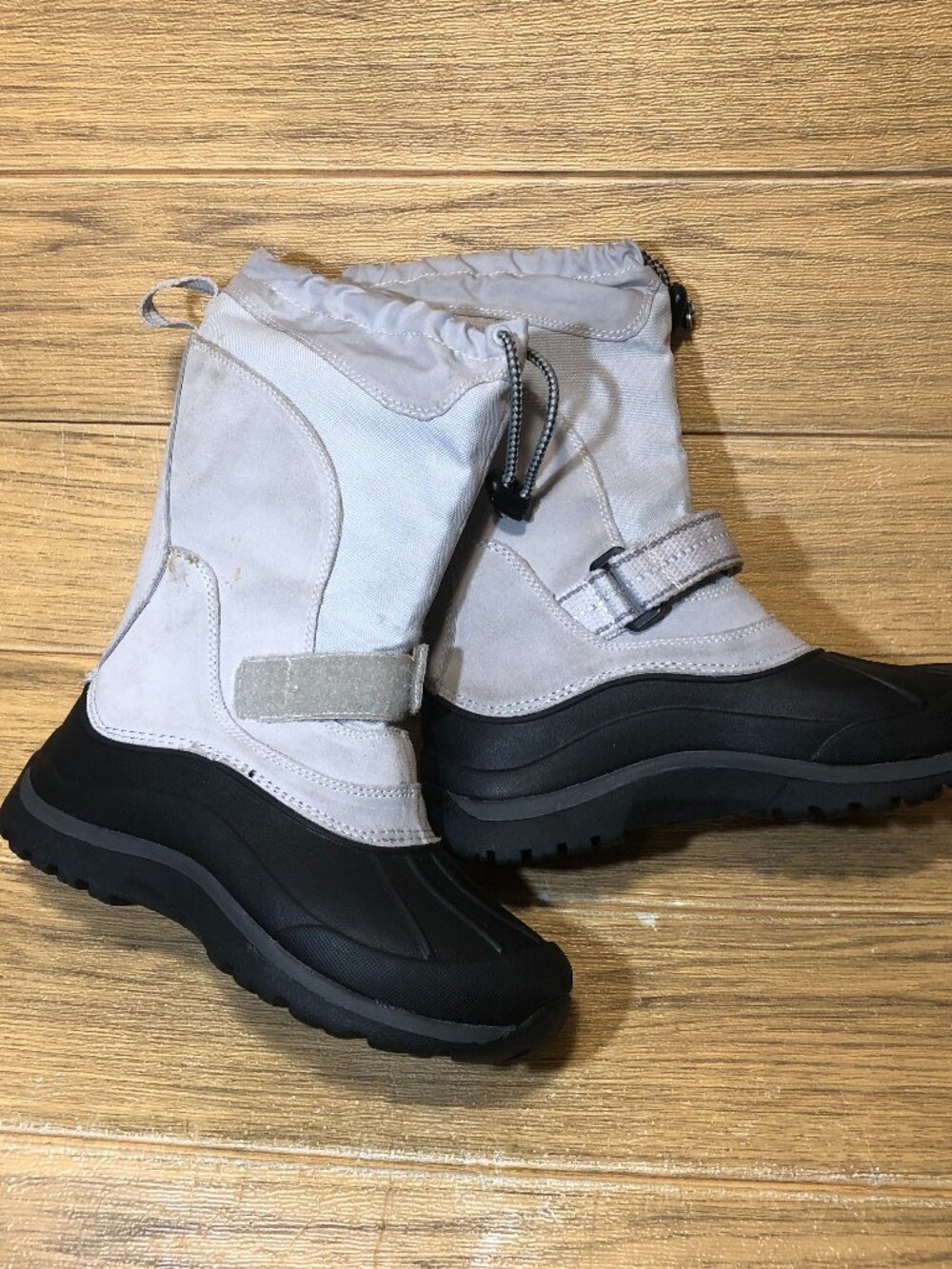 LL Bean boy gray and charcoal gray winter snow boots with insoles, 1